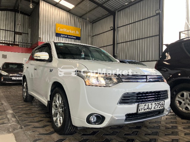 Image Mitsubishi Outlander PHEV 2015